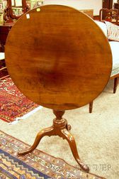 Chippendale Mahogany Tilt-top Tea Table